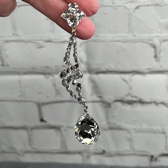 Rhinestone Dangle Earrings Prom Wedding Homecoming Event Lightweight Pierced - Picture 4 of 6